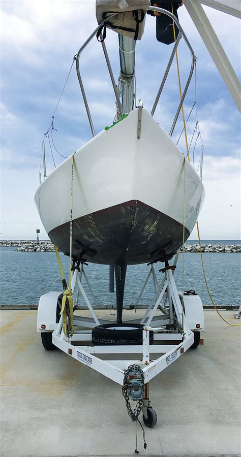 how to donate a yacht.